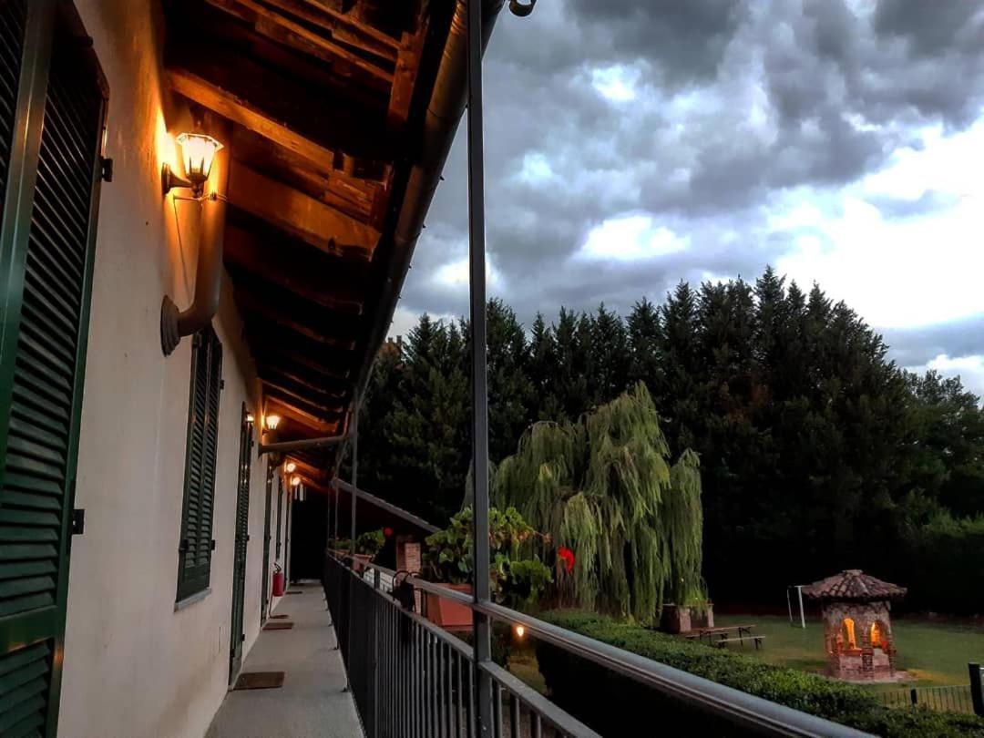La Cascina Del Castello Vila Asti Exterior foto